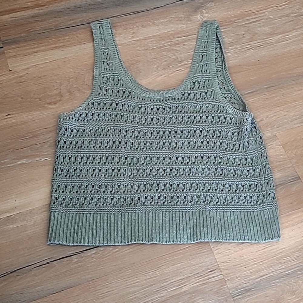 Sweater vest